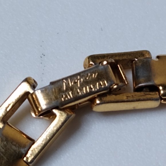 Vintage Metal Napier Bracelet - Picture 12 of 15